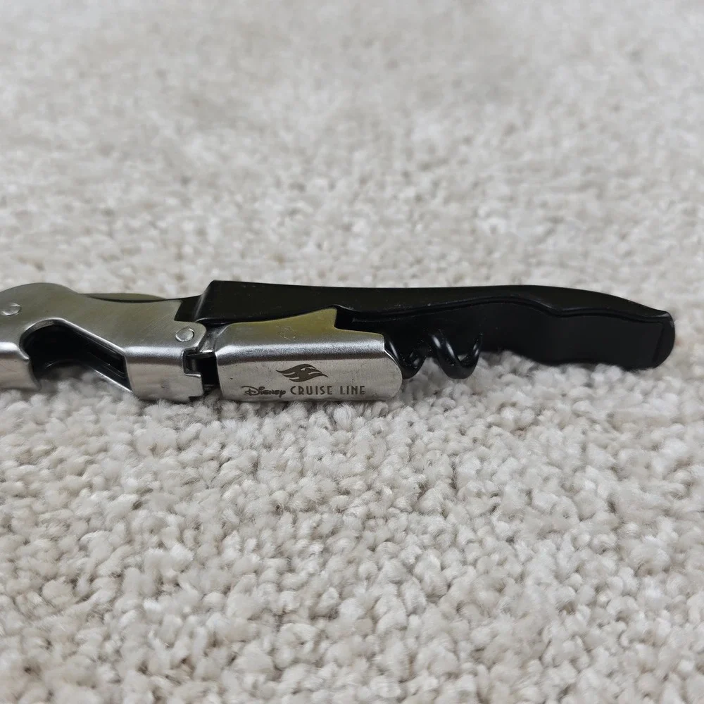 Disney Cruise Line Wine Opener Black Silver Waiter's‎ Corkscrew Bottle Opener